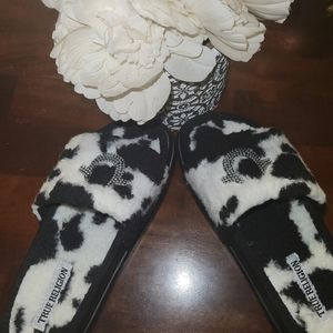 True religion ladies platform sandals